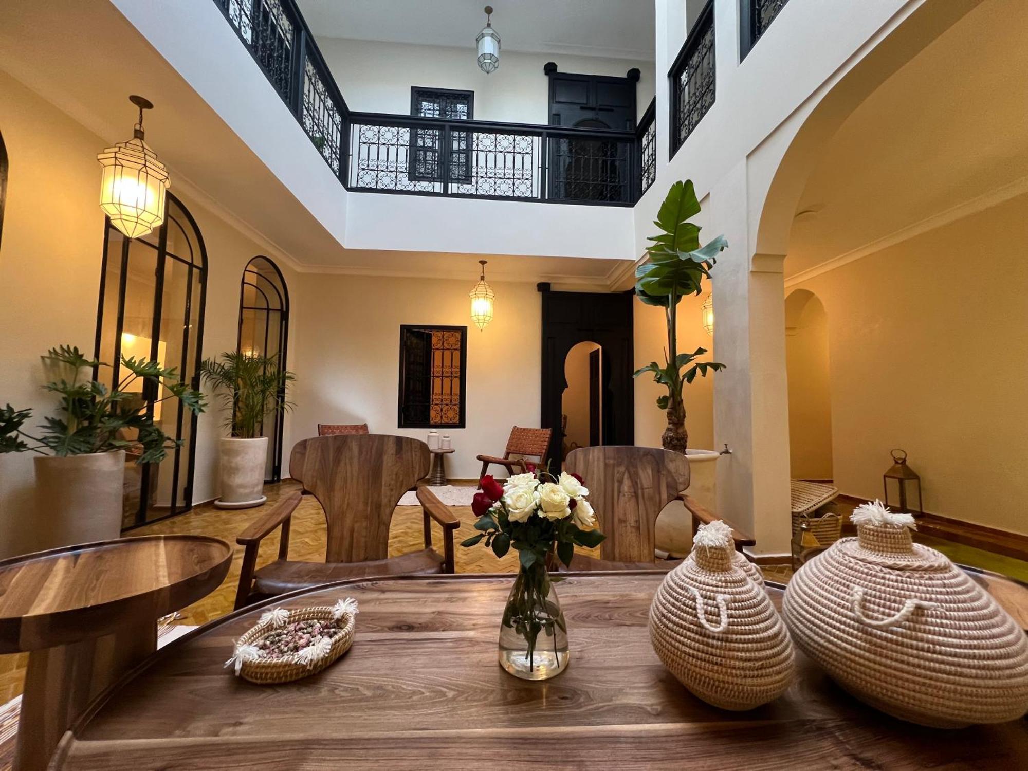 Nayl Medina & بيت للعطل